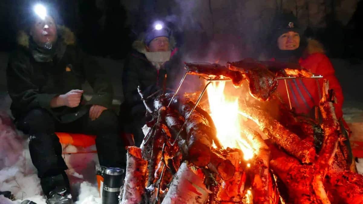 P1170019 GRAND SLAM WITH HUSKIES