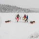 Expeditie in de sneeuw van Zweeds Lapland