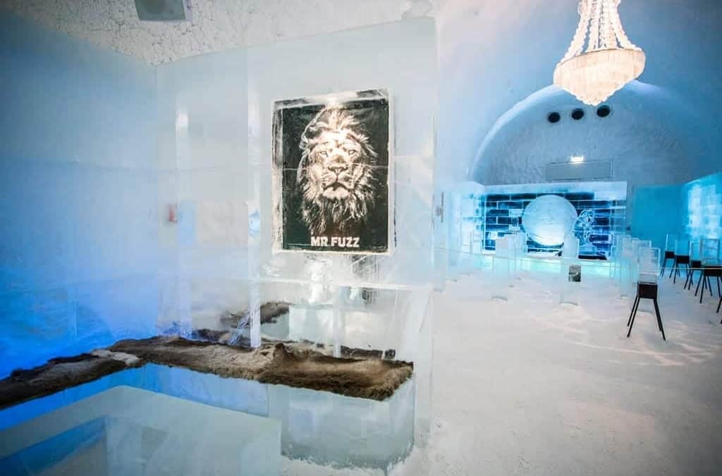 Binnenkant van een kamer in het Icehorel in Jukkasjärvi