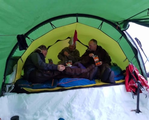Kamperen op de Kungsleden in de winter in Zweden