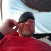 Winterkamperen expeditie stijl_6 Winterkamperen expeditie stijl 6 Up and packing on an arctic expedition. 'The morning ritual'